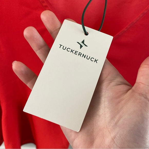 NWT Tuckernuck Pomander Place Red Hollis Top Blouse Pinkish Flowy Polyester New - Picture 8 of 13